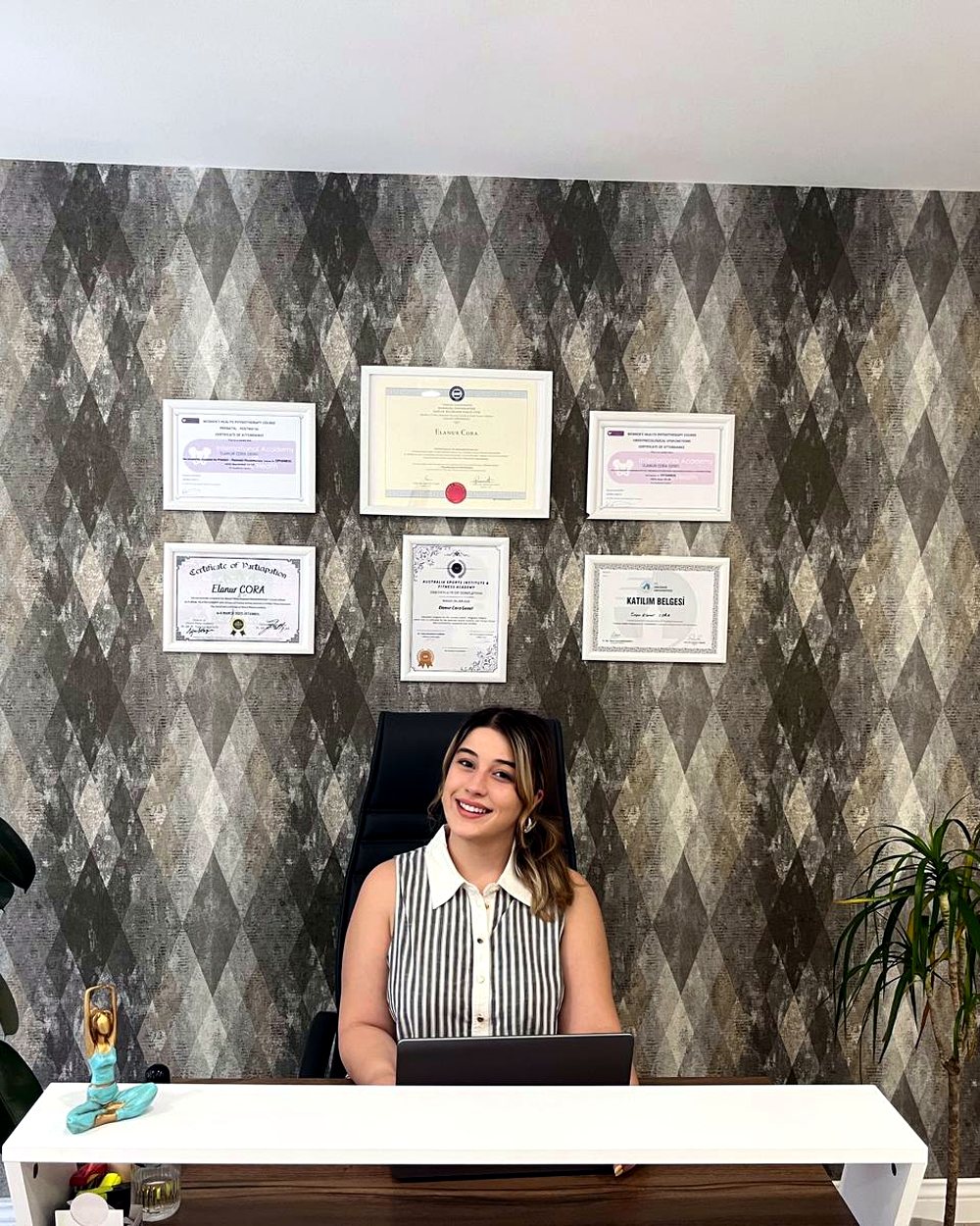 Fizyoterapist Elanur Genel — Bandırma pilates ve fizyoterapi stüdyosu
